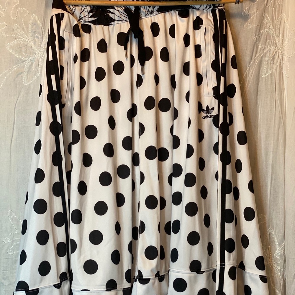 POLKA DOT ADIDAS SKIRT!